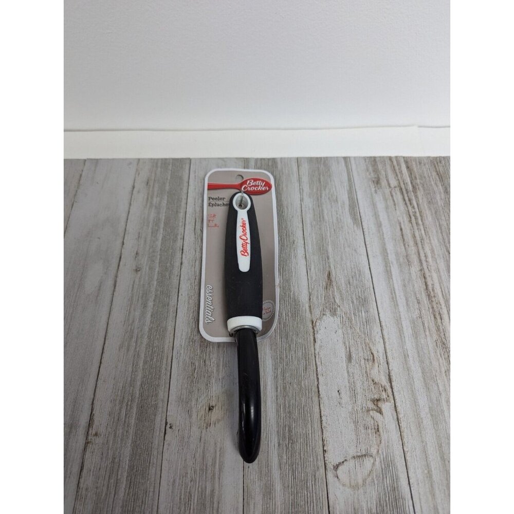 Betty Crocker Essentials Potato Vegetable Peeler